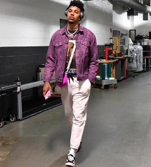 强队往往不 强队往往不